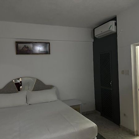 Remarkable 1-Bed Apartment In Teluk Montego Bagian luar foto